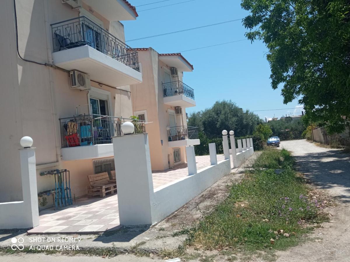 Home Patras Exterior foto
