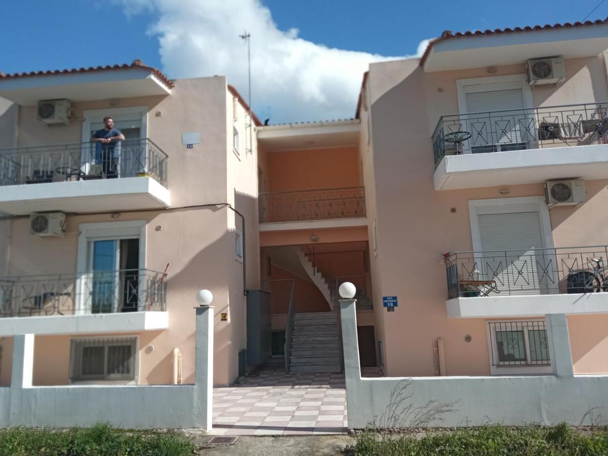 Home Patras Exterior foto